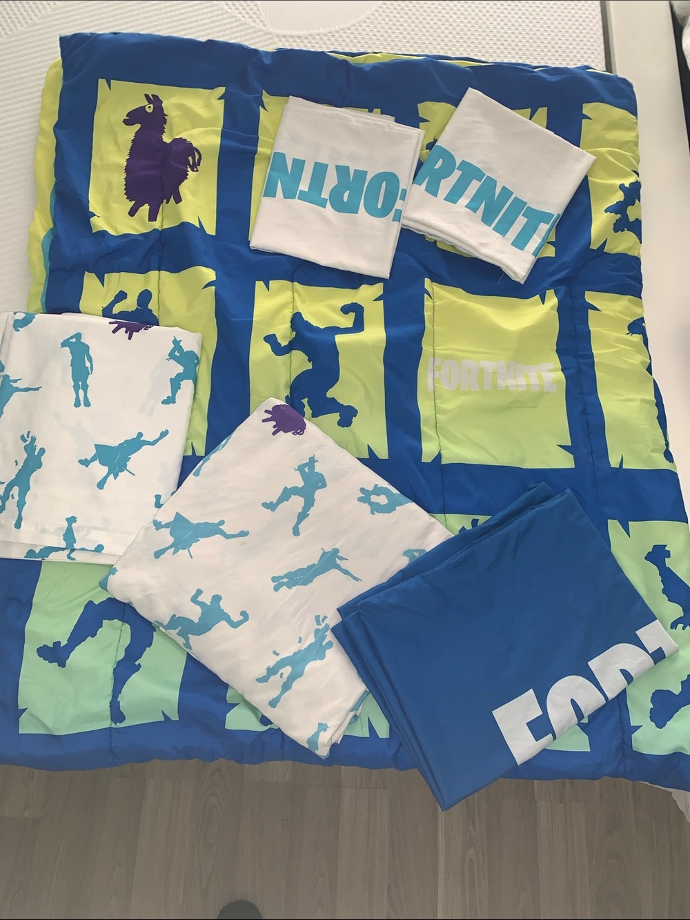 Fortnite Blue & Lime Kids Bedding Sheet Set